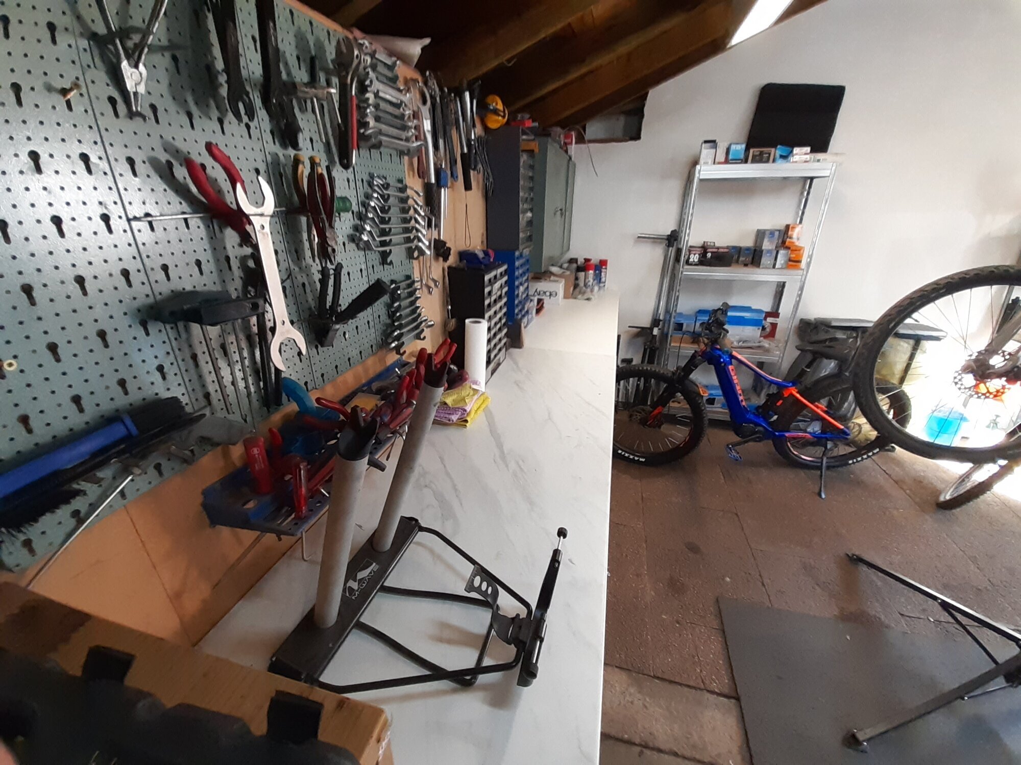 Drive & Feel it, Am Bahnhof 1 in Gusterath