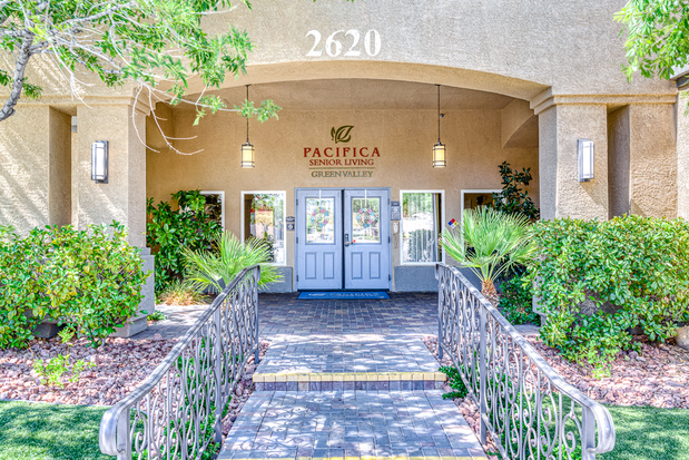 Images Pacifica Senior Living Green Valley