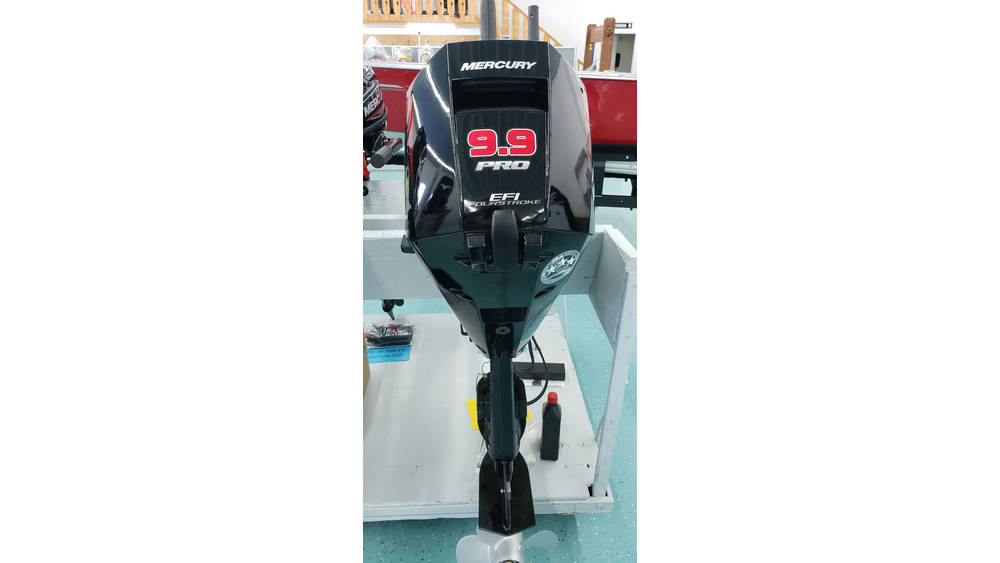 Staples Sports Lincoln Image