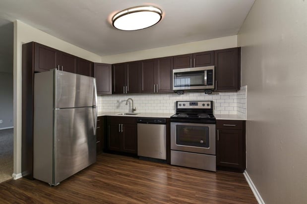Images Valley Park Apartment Homes