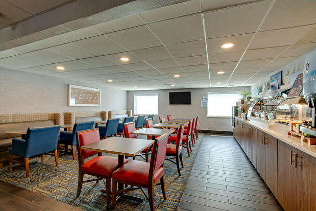 Images Holiday Inn Express Nashville W I40/Whitebridge Rd by IHG