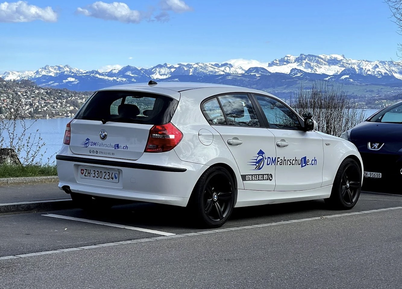 Bilder DM Fahrschule Zürich | Fahrstunden, Verkehrskunde, Nothelferkurs