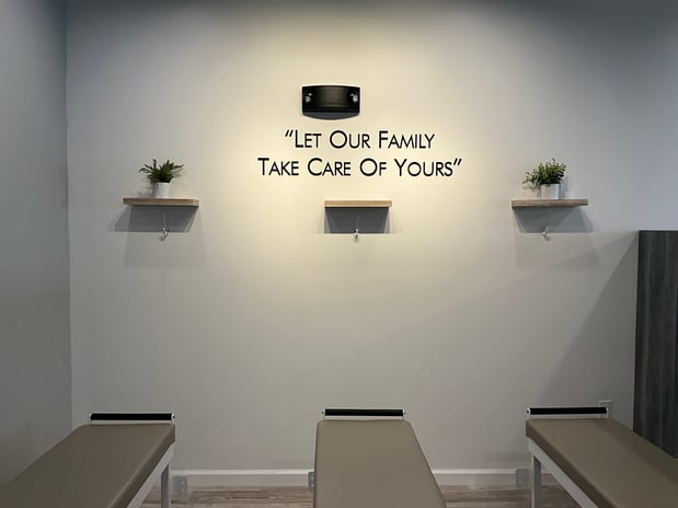 Images 100% Chiropractic - Lake Mary
