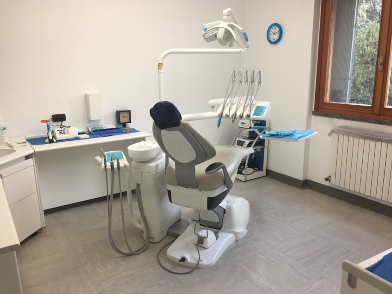 Fotos - Studio Medico Dentistico Giordano Maurizio - 8