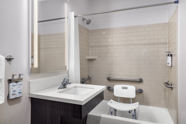 Images Candlewood Suites Alexandria by IHG
