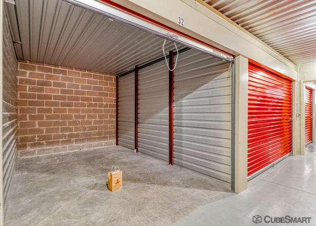 Images CubeSmart Self Storage
