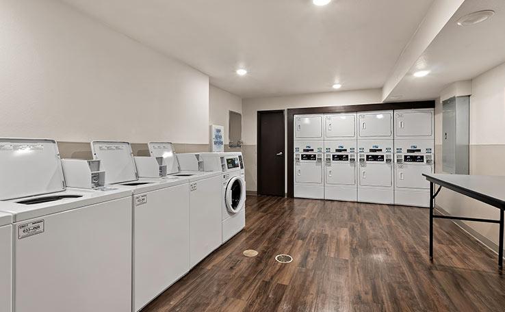 Images WoodSpring Suites Fort Collins