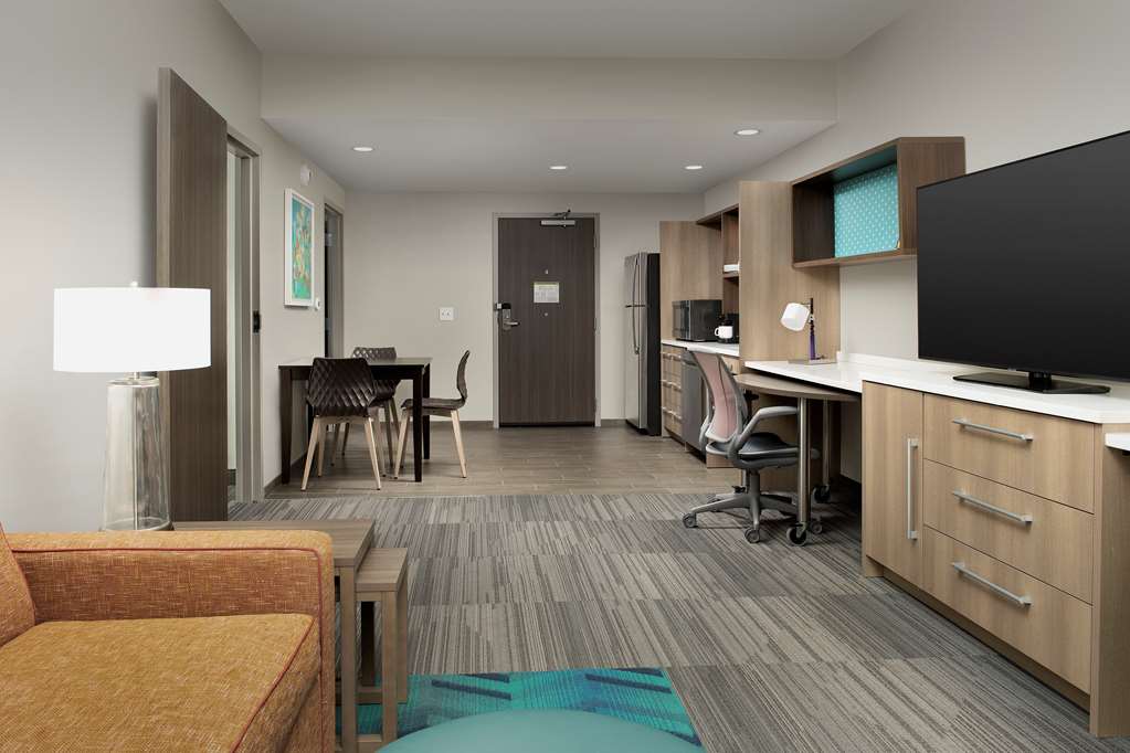 Guest room