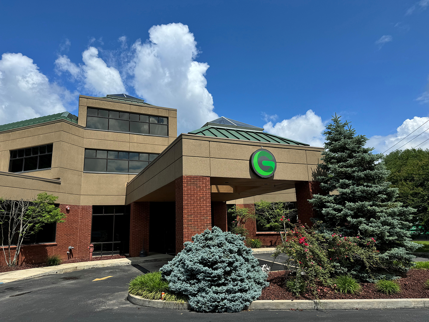 Gearheart Communications proudly serves Eastern Kentucky and surrounding communities with fast, reliable broadband, managed WiFi, streaming TV, home phone, security, and mobile solutions backed by local customer support.