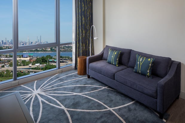 Images Hotel Indigo Flushing - LaGuardia by IHG
