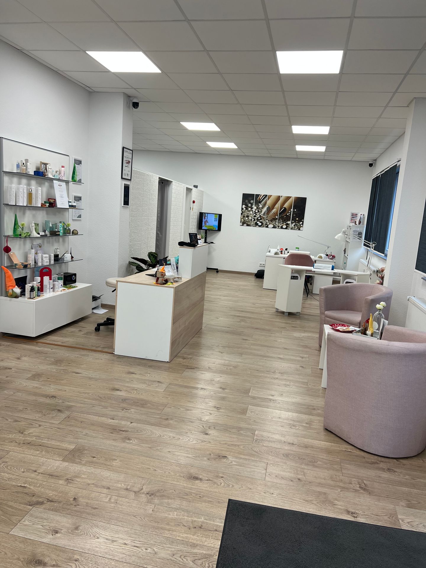 Bilder KATJAS COSMETICS