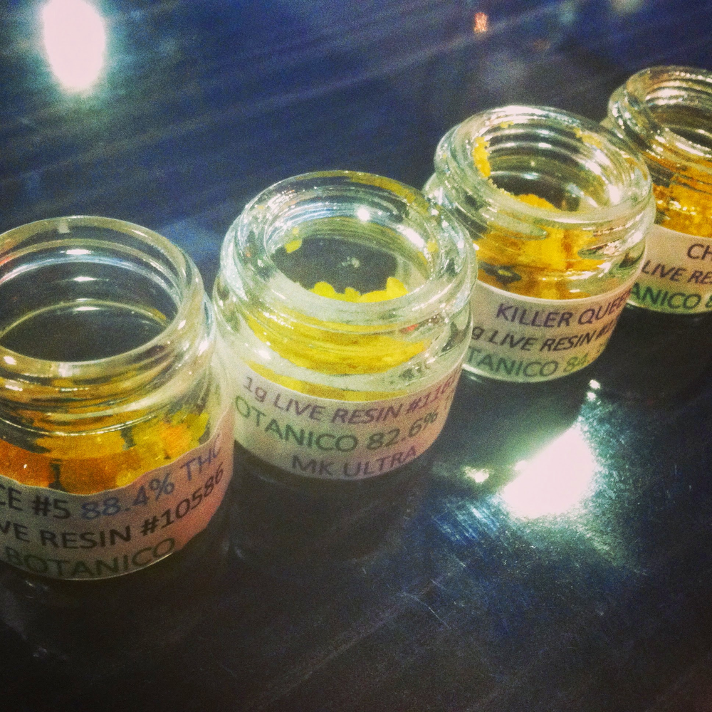 Star Buds DU Recreational Marijuana Dispensary at E Evans Ave