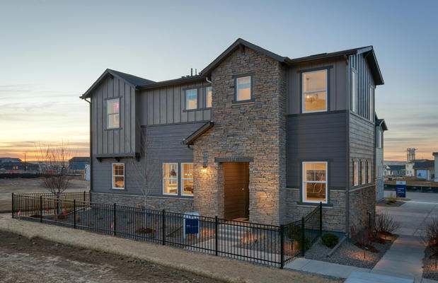 Images The Aurora Highlands Summit Collection by Pulte Homes