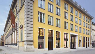 Bilder Louis Vuitton München Residenzpost