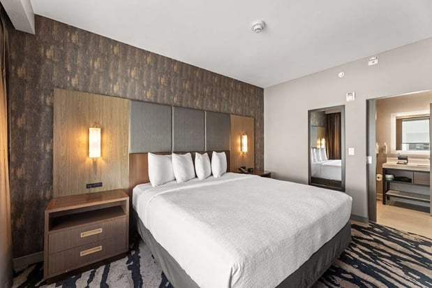 Images Embassy Suites by Hilton Irving Las Colinas