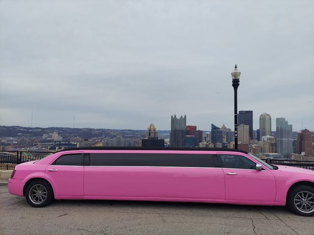 Images Exceptional Limousine