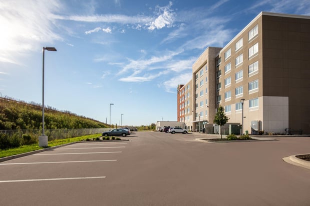 Images Holiday Inn Express & Suites Beloit by IHG