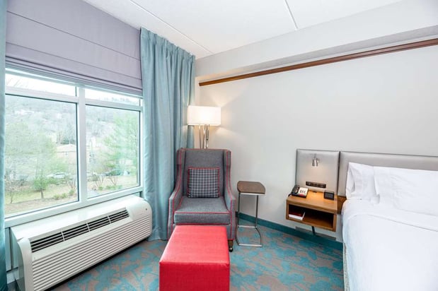 Images Hilton Garden Inn  Asheville Downtown