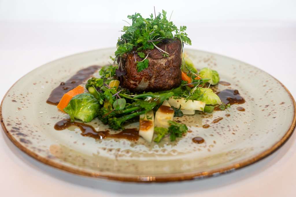 Images Park Inn by Radisson Oslo Airport Hotel West