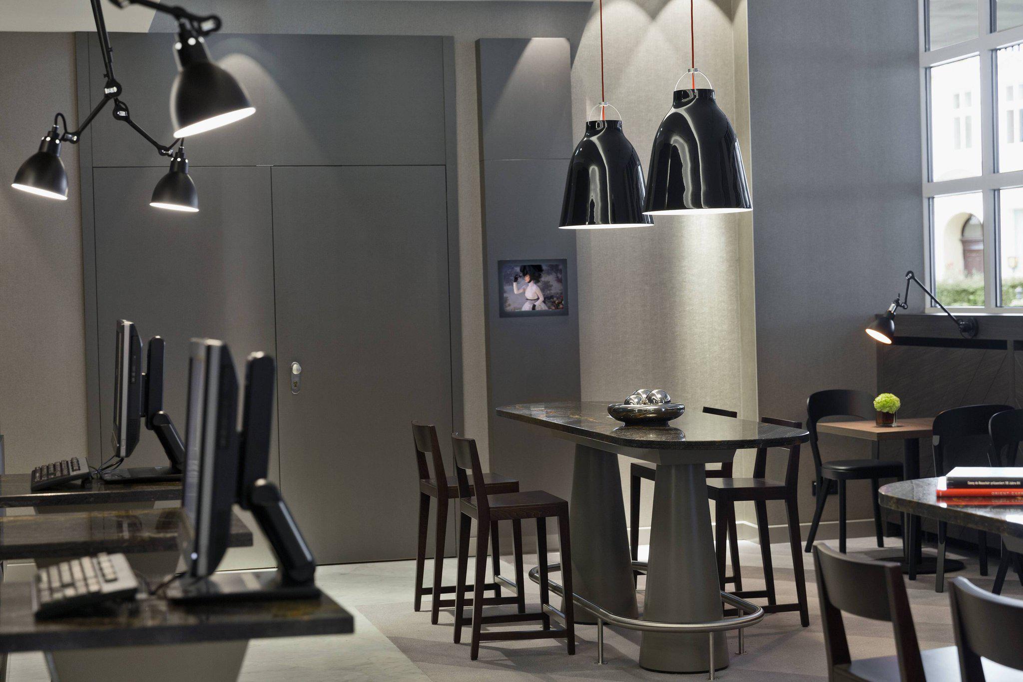 Renaissance Wien Hotel, Linke Wienzeile/Ullmannstrasse 71 in Vienna