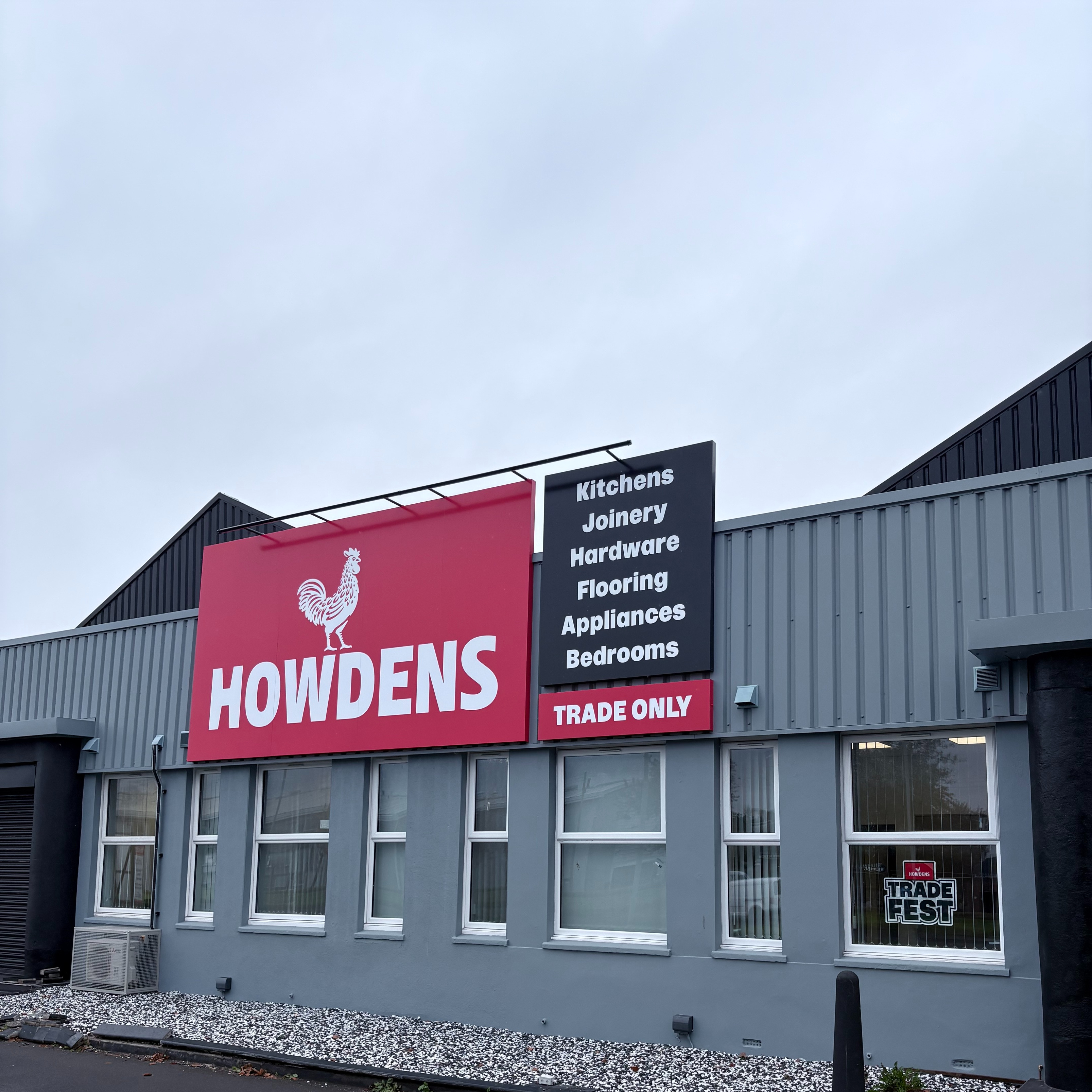 Images Howdens - Hillington