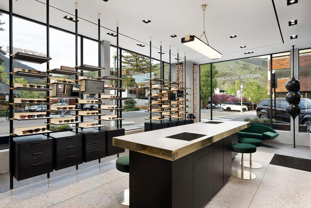 Images Oliver Peoples