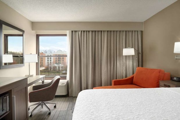 Images Hampton Inn Philadelphia/Mt. Laurel