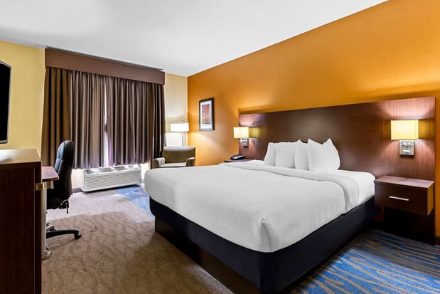 Images Best Western St. Louis Airport North Hotel & Suites