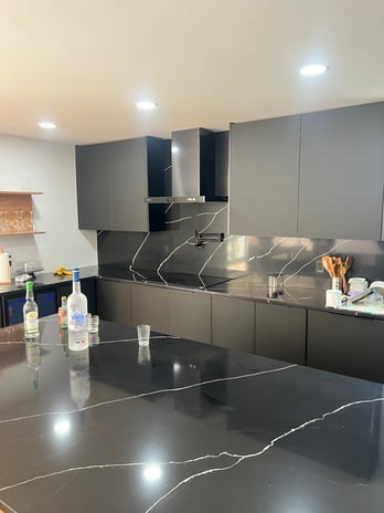 Images L. B. Construction Company