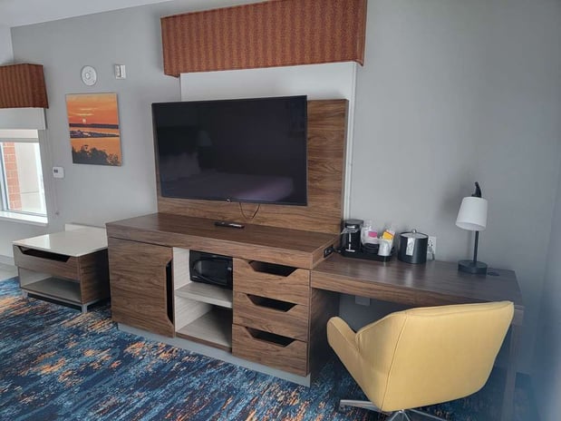 Images Hampton Inn & Suites Erie Bayfront