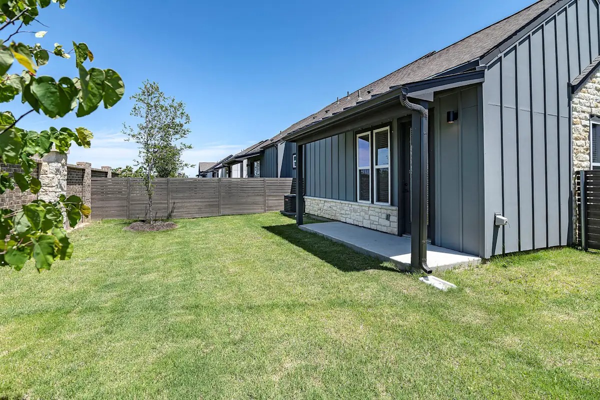 Private Yards 