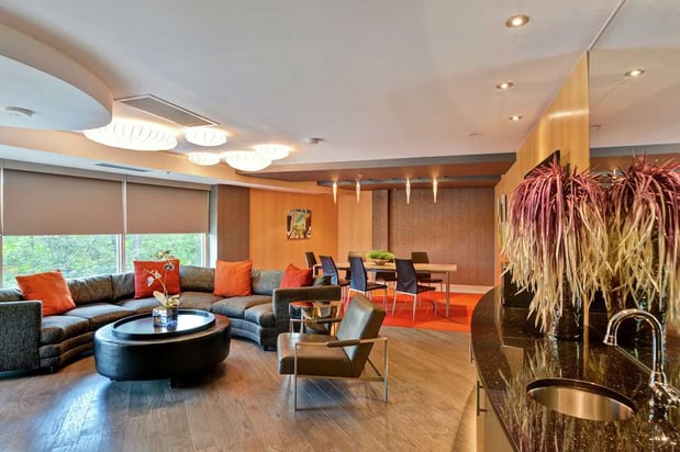 Images Hampton Inn & Suites Raleigh/Crabtree Valley