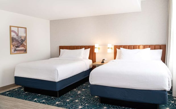 Images Hilton Garden Inn Flint Downtown