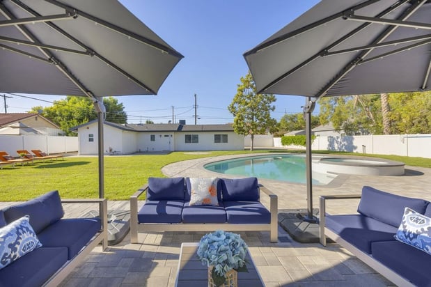 Images Deluxe Treatment Center