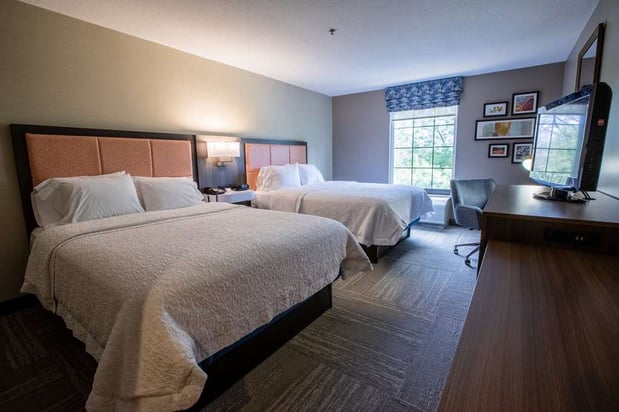 Images Hampton Inn Hadley-Amherst Area