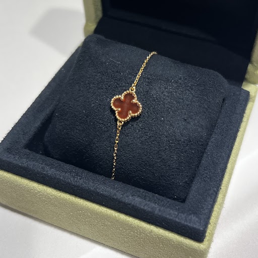 Images KOMEHYO（コメ兵）買取センターアミュプラザ鹿児島