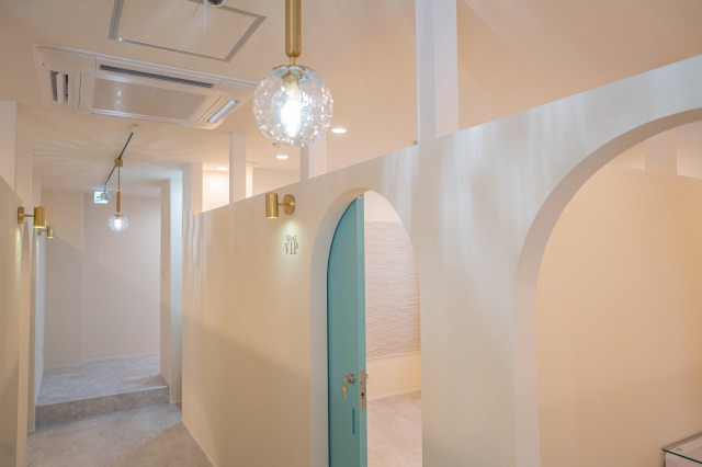 Images シェアプラス 本町 シェアサロン