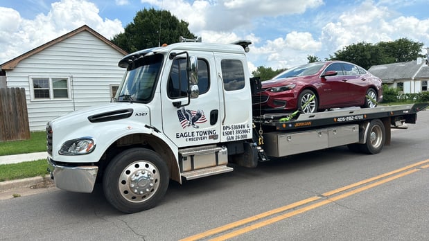Images Eagle Towing & Recovery