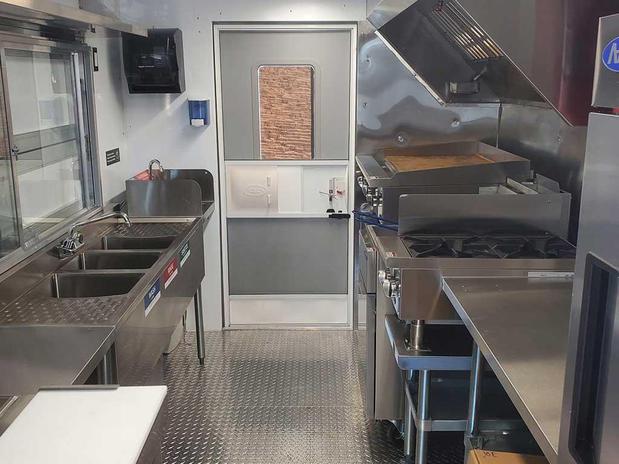 Images JRS Custom Food Trucks & Trailers