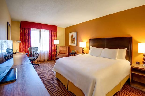 Images Hilton Garden Inn Tampa Ybor Historic District