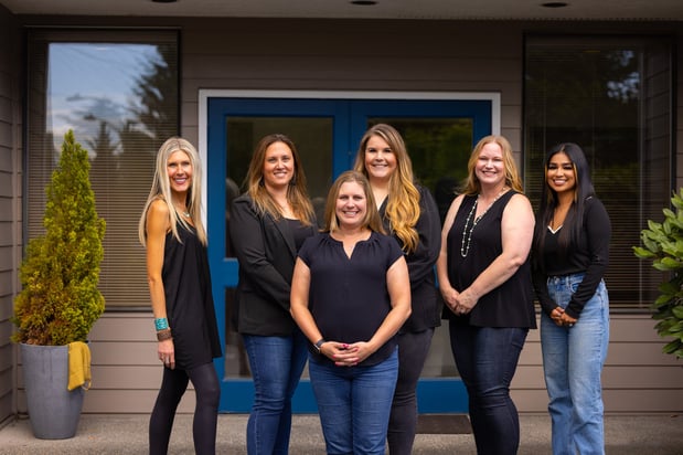 Images Kristi Waiss Hooser: Allstate Insurance