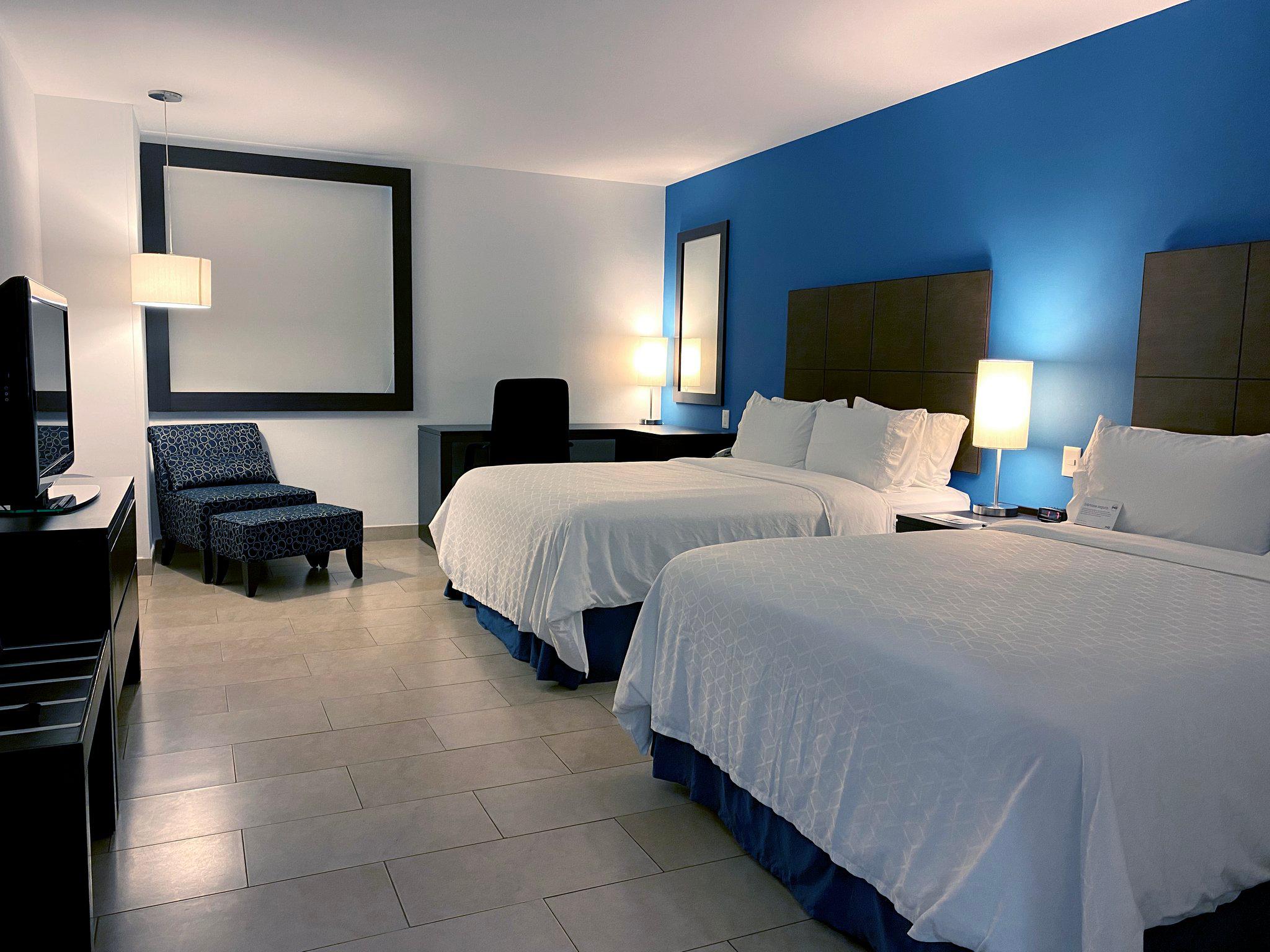 Images Holiday Inn Express Merida, an IHG Hotel