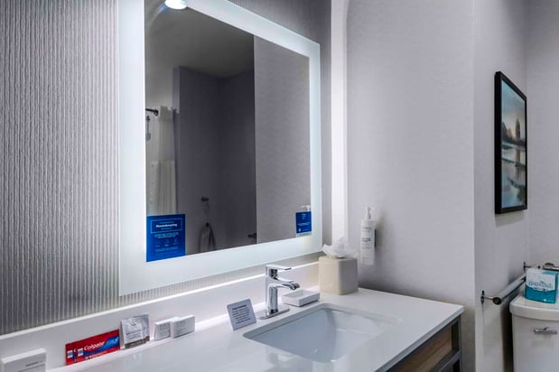 Images Hilton Garden Inn Detroit Utica
