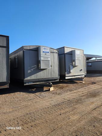 Images United Rentals - Storage Containers and Mobile Offices