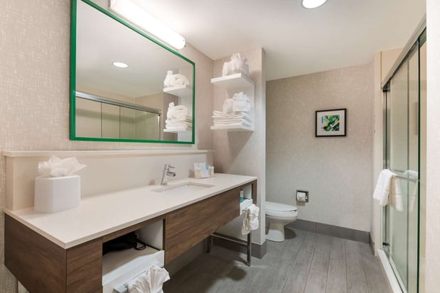 Images Hampton Inn & Suites Charlotte-Airport