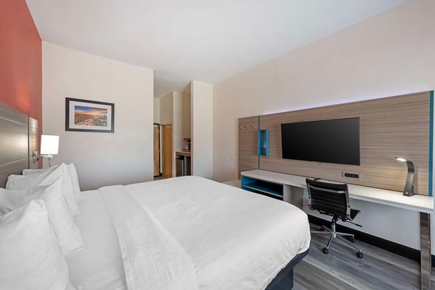 Images Best Western Plus Executive Residency Carlsbad Hotel