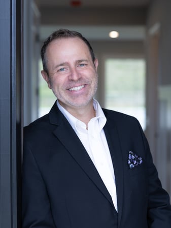 Images Ed Noschese and Kim Rostron Team - The Best Agents Ever, LLC