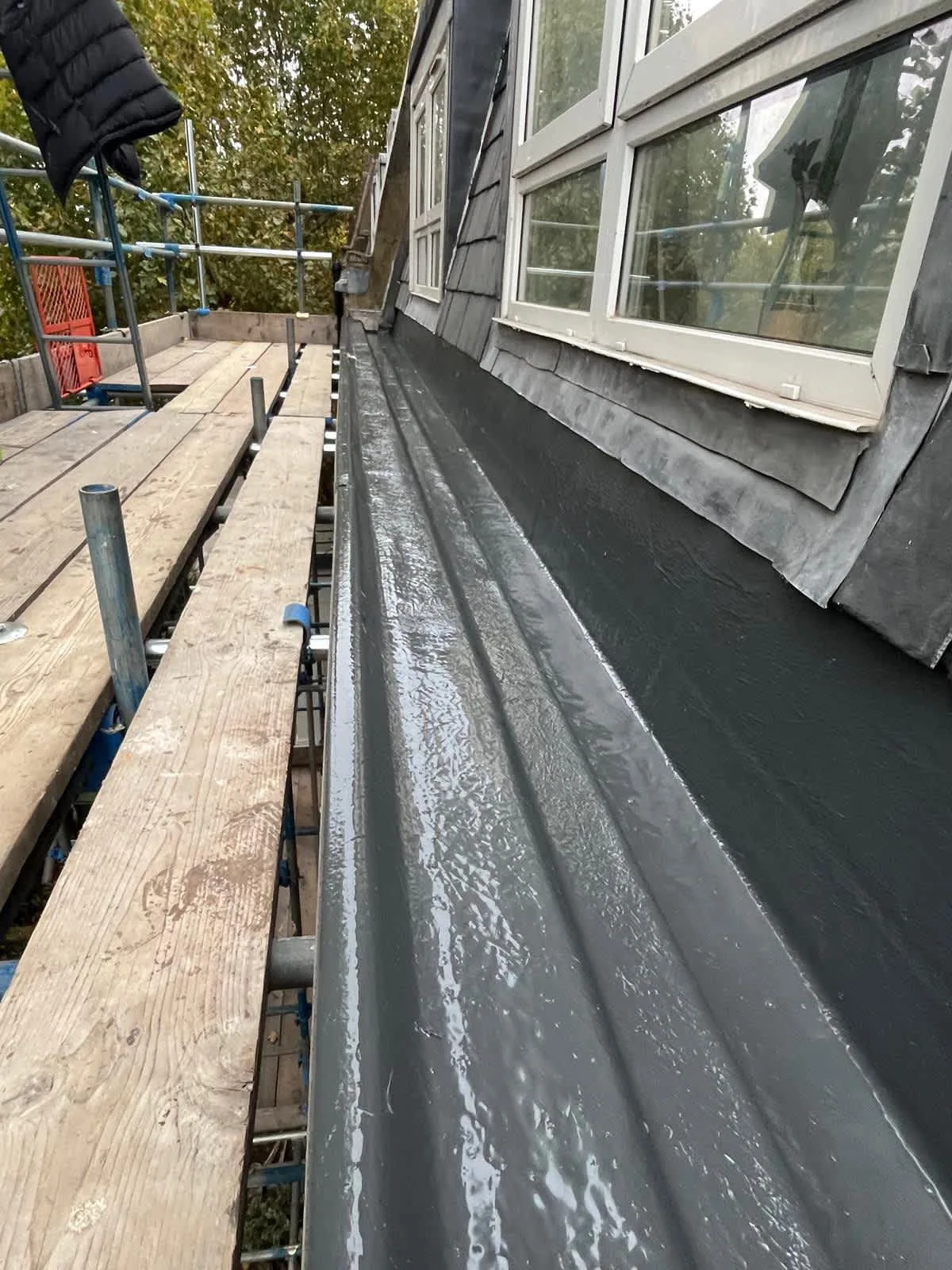 Images Stars Roofing Ltd