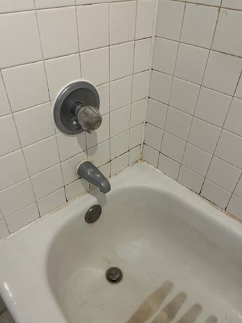 Images Triangle Restoration