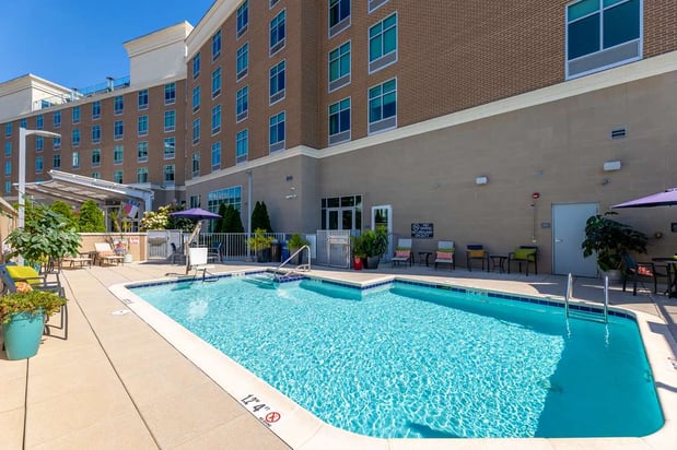 Images Hilton Garden Inn  Asheville Downtown